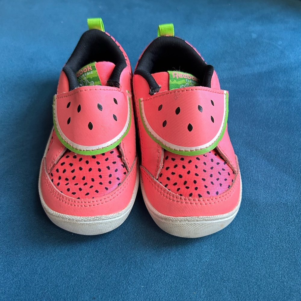 Toddler/Baby Reebok Sneakers Size 5